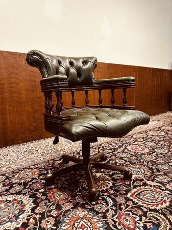 English Chesterfield Bürostuhl Grün