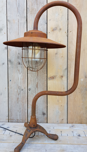 Rustikale stehlampe aus cortenstahl - TC3