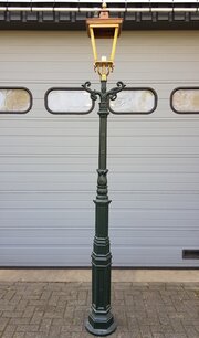Gusseisen laterne M2 mit quadratische kupfer lampenschirm