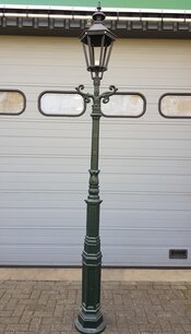 Gusseisen laterne M2 mit sechseckige lampenschirm