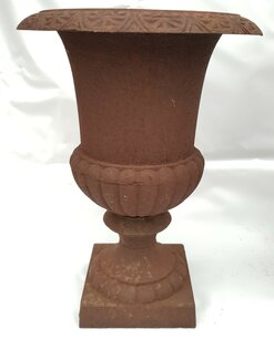 Gusseisen vase rost
