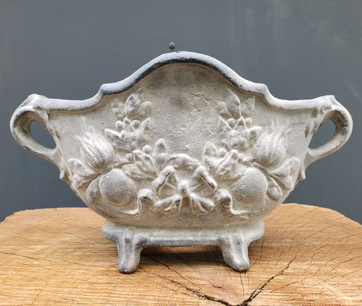Französische gusseisen jardiniere