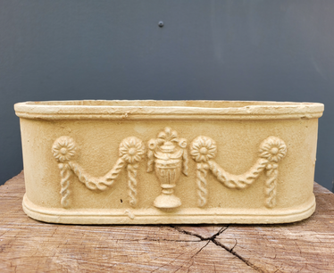 Gusseisen jardiniere