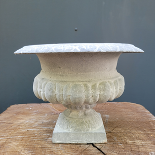 Gusseisen vase grau