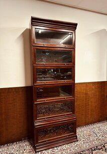 Klassische Englische Globe Wernicke Bücherregal