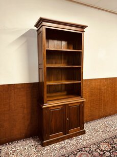 Klassische englische Mahagoni Bücherregal