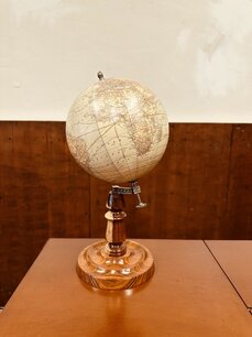 Authentic Models tisch Globus