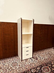 Authentic Models Weißer Schrank