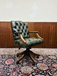 Klassische Chesterfield President Chair