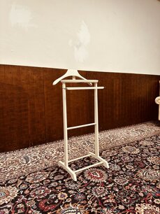Klassischer englischer Dressboy