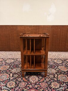 Antike klassische Buchmühle