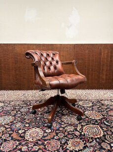 NEUEN! Klassischer englischer Chesterfield President Chair