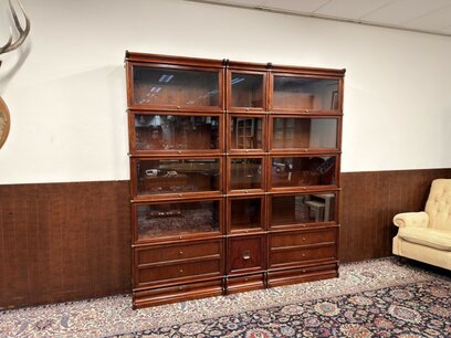 Original Globe Wernicke englischer Bücherschränke