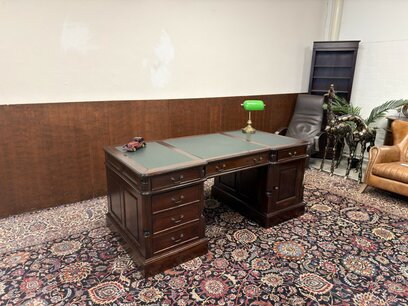 Klassischer Chesterfield Englischer Schreibtisch Partnerdesk