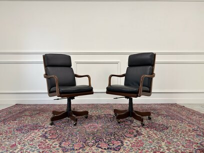 Set klassischer englischer Chesterfield Bürostühle