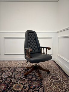 Klassischer englischer Chesterfield Bürostuhl schwarz #1