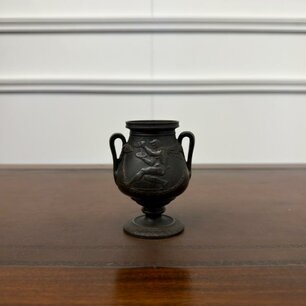 Antike Neo Klassizistische Bronze vase