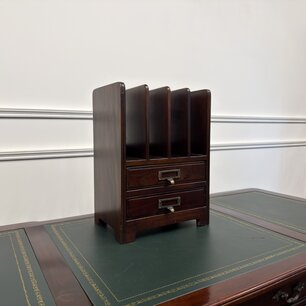 Klassischer englischer Schreibtisch Organizer