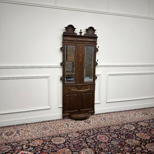 Klassischer englischer Garderobe Garderobenständer