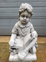 Beton garten statue Kind auf Säule