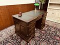 Klassischer englischer Chesterfield Schreibtisch Partnerdesk