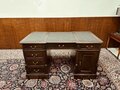 Klassischer englischer Chesterfield Schreibtisch Partnerdesk