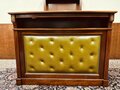 Antike Englische Chesterfield bar aus mahagoni mit barhocker