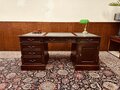 Klassische Englische Chesterfield Schreibtisch