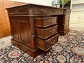 Klassische Englische Chesterfield Schreibtisch